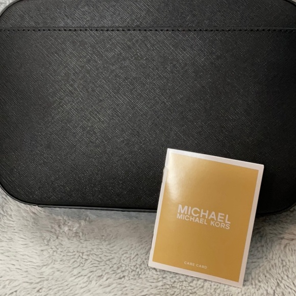 Michael Kors Black Cross Body Bag Jet Set Item , NWT - Picture 7 of 8